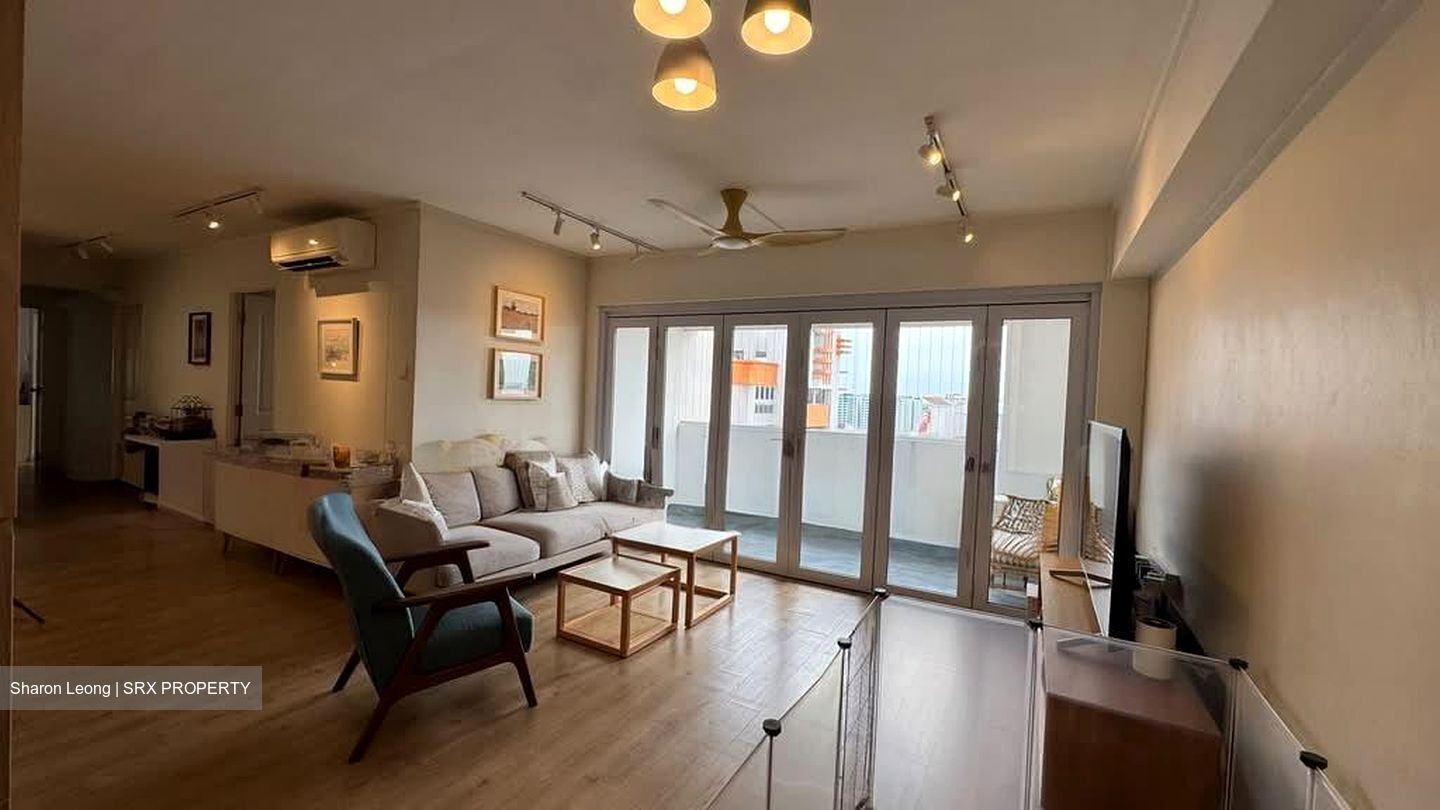 Blk 680 Jurong West Central 1 (Jurong West), HDB Executive #588237261